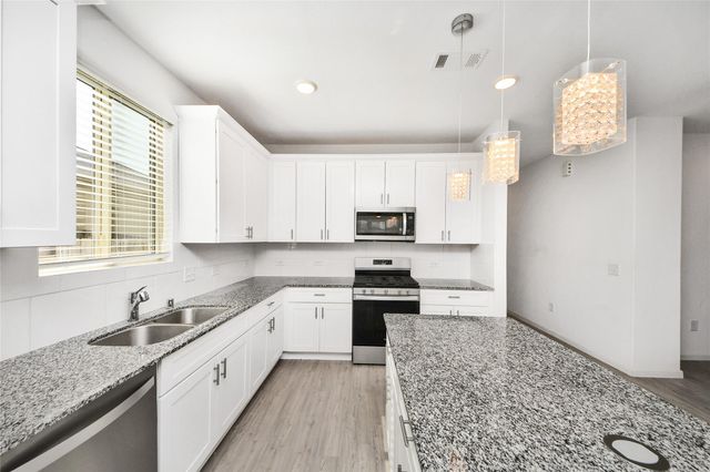 14817 Ash Landing Drive, Conroe, TX 77302