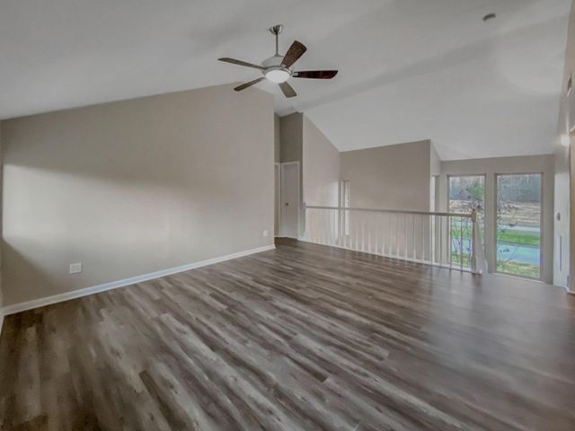 706 S Diamondhead Boulevard, Crosby, TX 77532