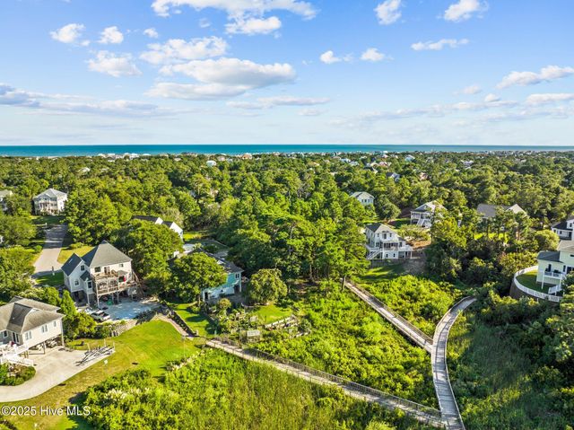 9804 Clarendon Drive, Emerald Isle, NC 28594