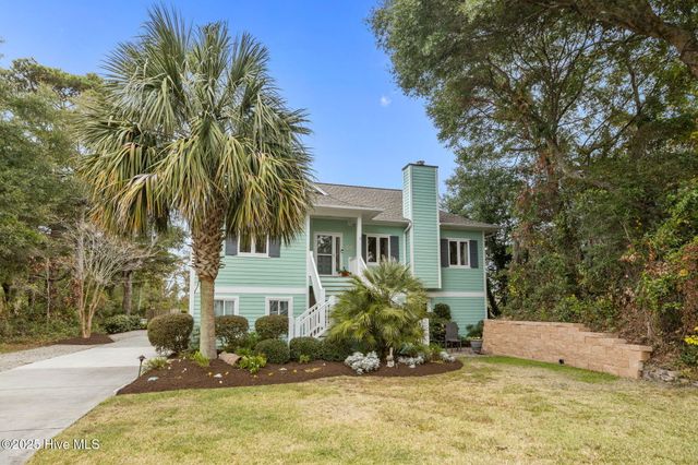9804 Clarendon Drive, Emerald Isle, NC 28594