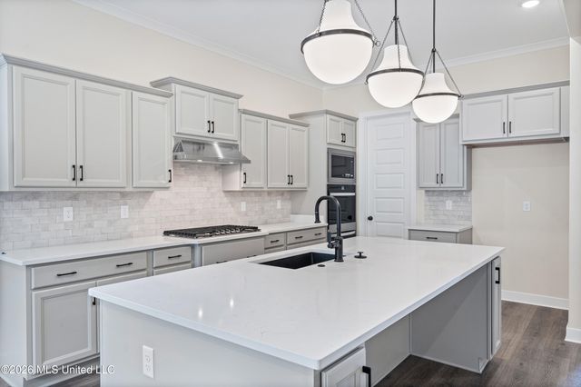 5049 S River Grove Lane, Olive Branch, MS 38654