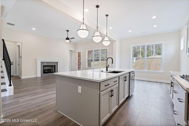 5049 S River Grove Lane, Olive Branch, MS 38654