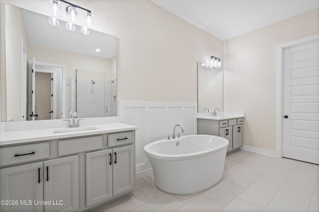 5049 S River Grove Lane, Olive Branch, MS 38654