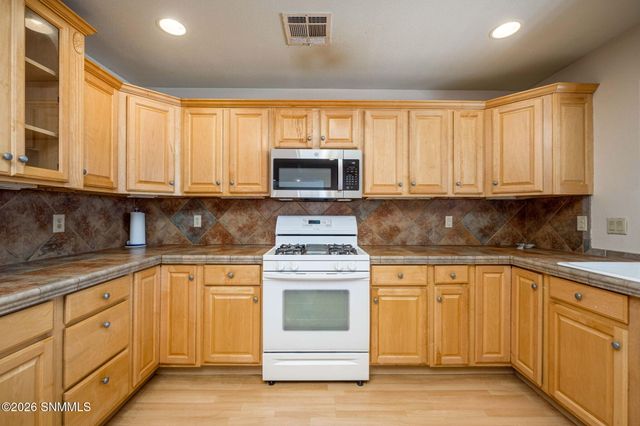 6600 Vista De Oro, Las Cruces, NM 88007