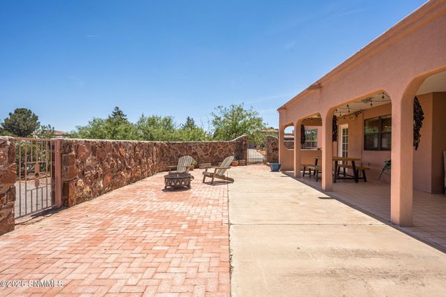 6600 Vista De Oro, Las Cruces, NM 88007