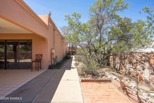 6600 Vista De Oro, Las Cruces, NM 88007