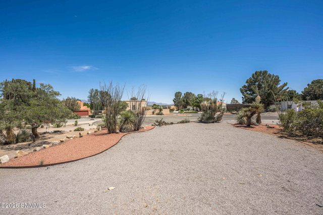 6600 Vista De Oro, Las Cruces, NM 88007