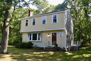 2462 State Rd, Plymouth, MA 02360