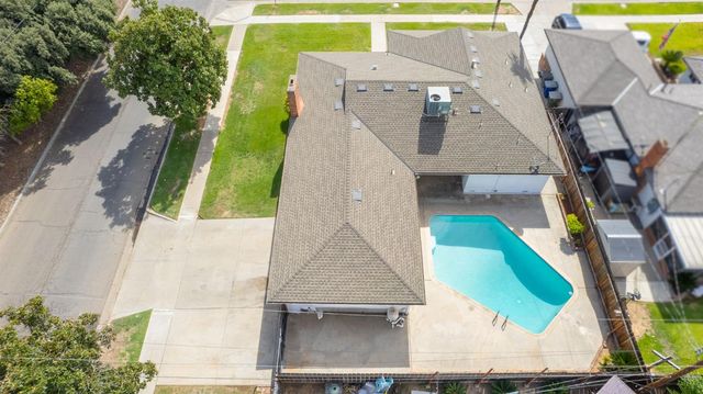 786 E Dovewood Lane, Fresno, CA 93710