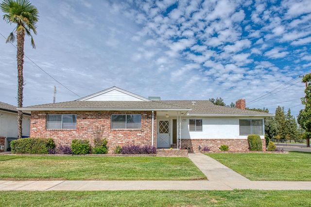 786 E Dovewood Lane, Fresno, CA 93710