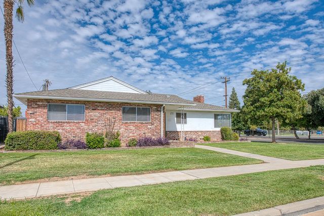 786 E Dovewood Lane, Fresno, CA 93710