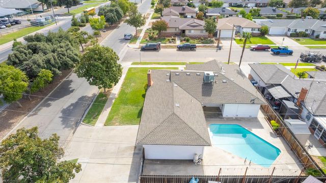 786 E Dovewood Lane, Fresno, CA 93710