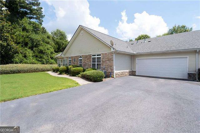3708 Villa Springs Circle, Powder Springs, GA 30127