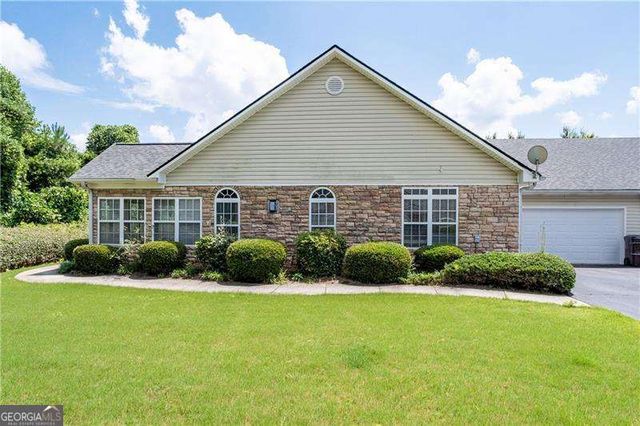 3708 Villa Springs Circle, Powder Springs, GA 30127