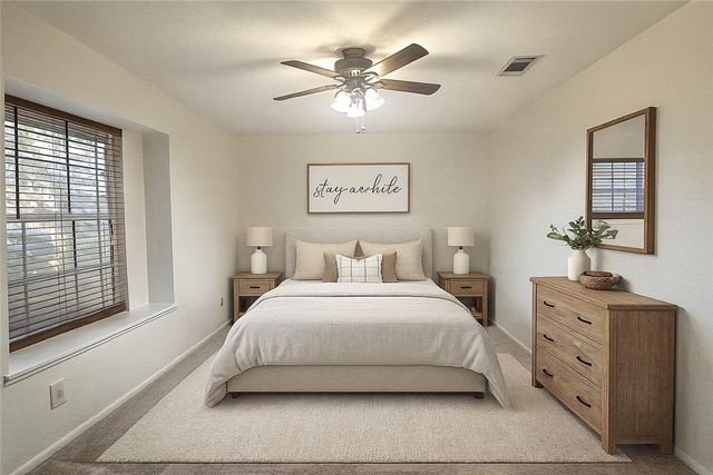 305 S Pasadena Dr, Kingsville, TX 78363