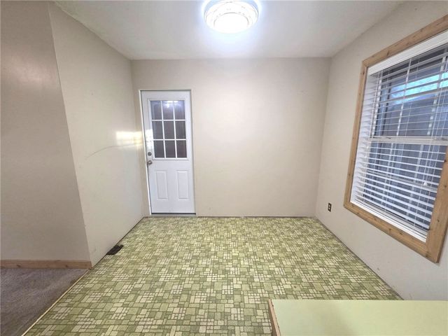 305 S Pasadena Dr, Kingsville, TX 78363