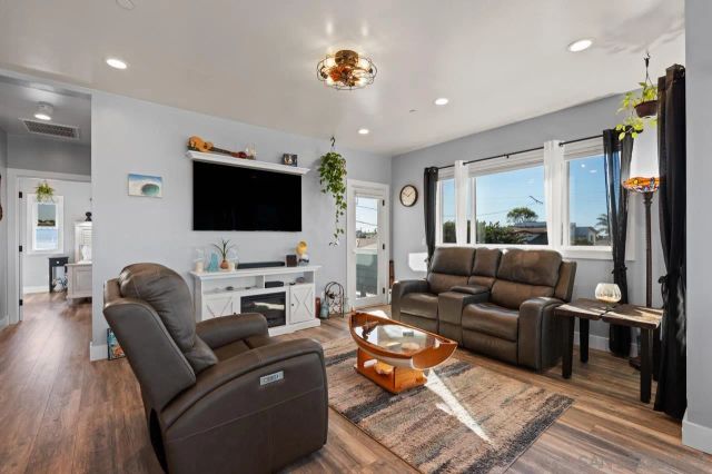413 Delaware St, Imperial Beach, CA 91932