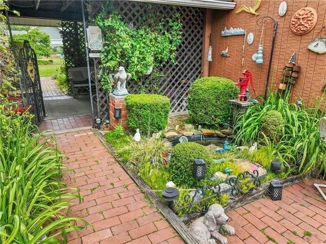 2102 Darlington Road, Chippewa Twp, PA 15010