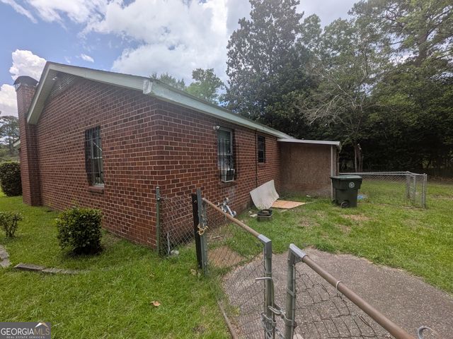 3276 Sharon Drive, Macon, GA 31204