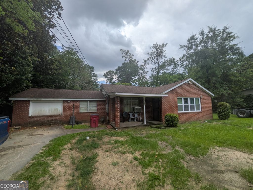 3276 Sharon Drive, Macon, GA 31204
