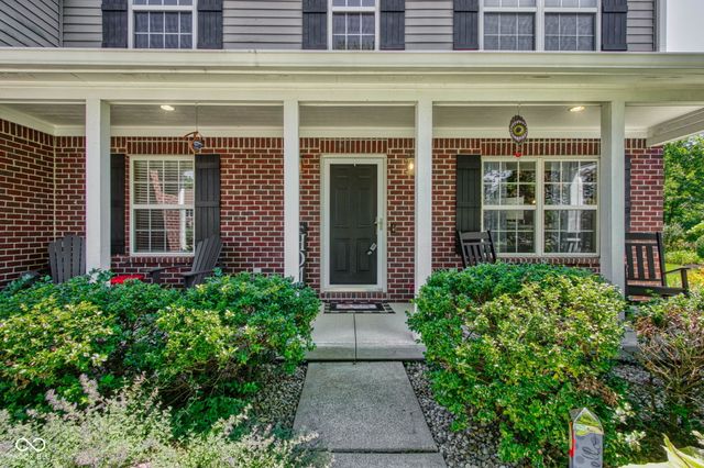 10126 Hawks Lake Drive, Fishers, IN 46037