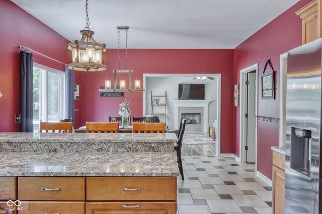 10126 Hawks Lake Drive, Fishers, IN 46037
