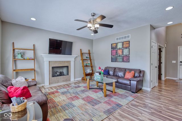 10126 Hawks Lake Drive, Fishers, IN 46037