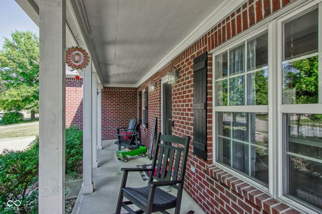 10126 Hawks Lake Drive, Fishers, IN 46037