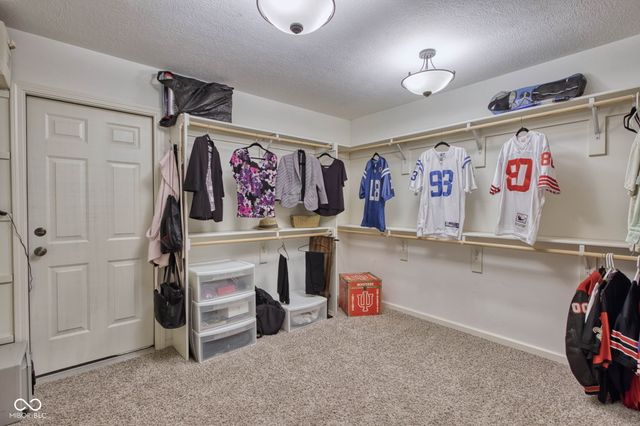 10126 Hawks Lake Drive, Fishers, IN 46037