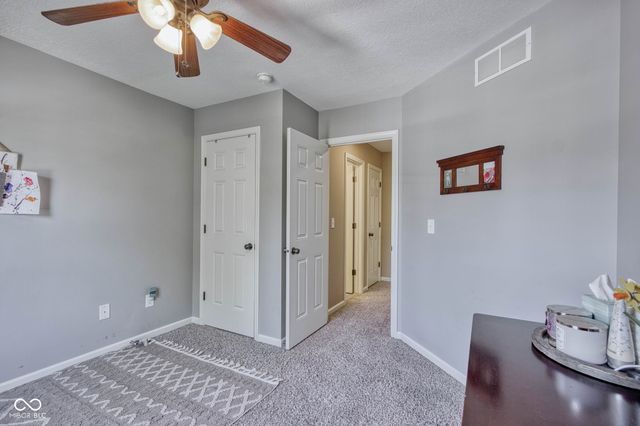 10126 Hawks Lake Drive, Fishers, IN 46037
