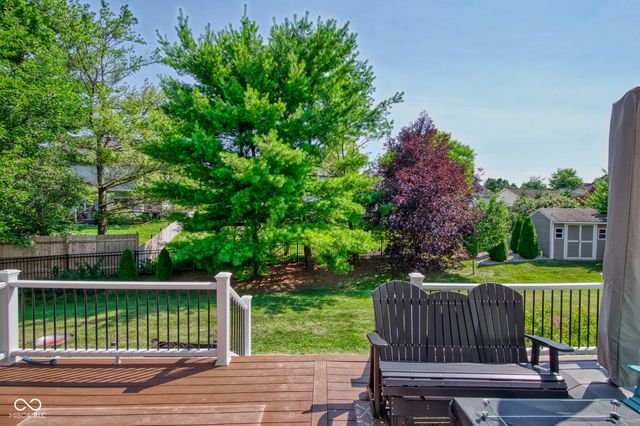 10126 Hawks Lake Drive, Fishers, IN 46037
