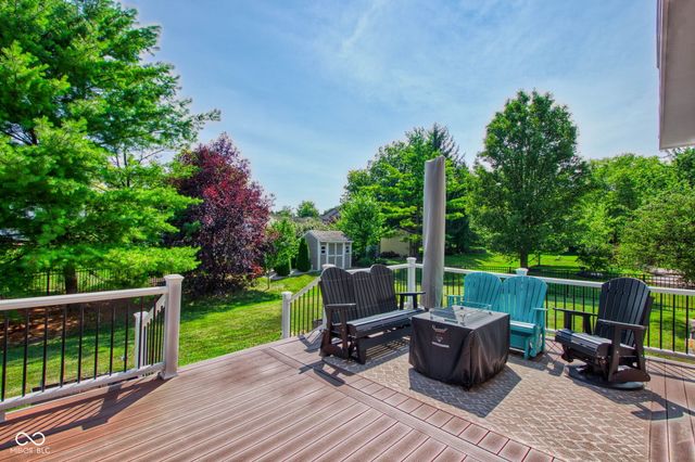 10126 Hawks Lake Drive, Fishers, IN 46037