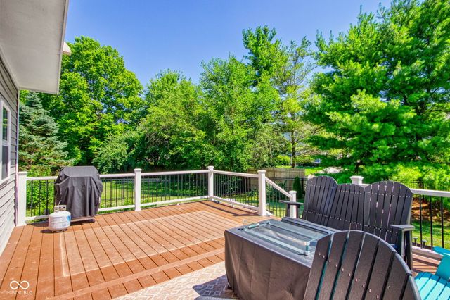 10126 Hawks Lake Drive, Fishers, IN 46037