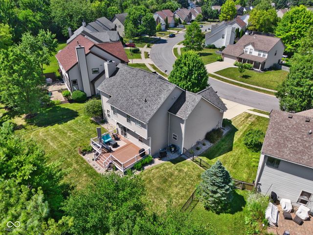 10126 Hawks Lake Drive, Fishers, IN 46037
