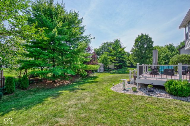 10126 Hawks Lake Drive, Fishers, IN 46037