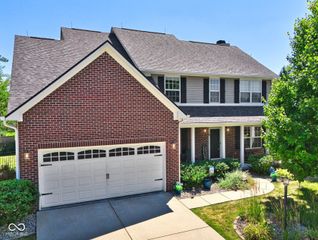 10126 Hawks Lake Drive, Fishers, IN 46037