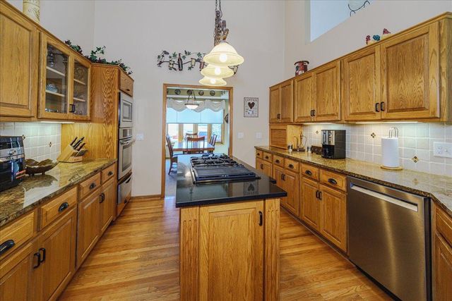 17743 Layton Path, Lakeville, MN 55044