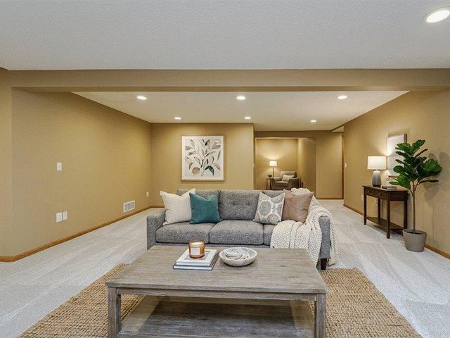 17743 Layton Path, Lakeville, MN 55044