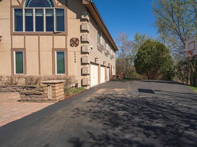 17743 Layton Path, Lakeville, MN 55044