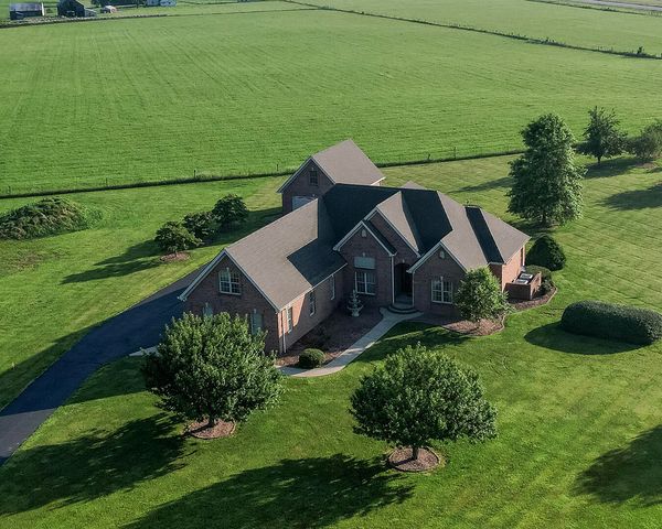 168 Master Court, Hustonville, KY 40437