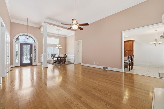 168 Master Court, Hustonville, KY 40437