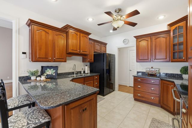 168 Master Court, Hustonville, KY 40437