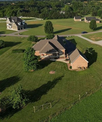 168 Master Court, Hustonville, KY 40437