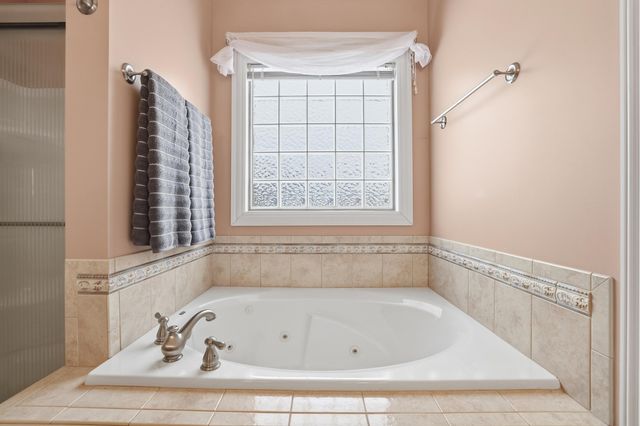 168 Master Court, Hustonville, KY 40437