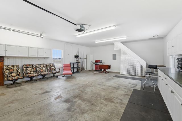 168 Master Court, Hustonville, KY 40437