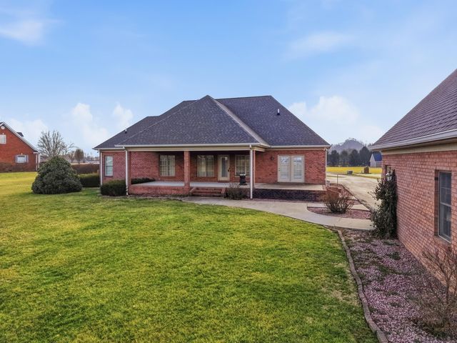 168 Master Court, Hustonville, KY 40437