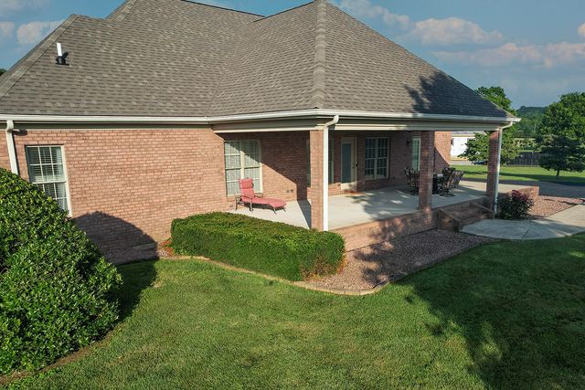 168 Master Court, Hustonville, KY 40437