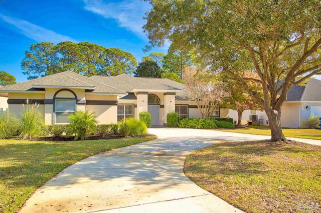1328 Tour Dr, Gulf Breeze, FL 32563