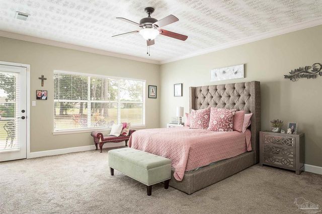 1328 Tour Dr, Gulf Breeze, FL 32563