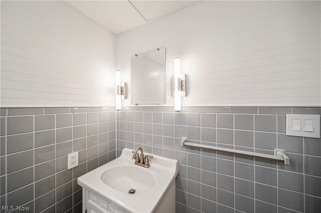 4281 N Forest Ridge Drive, Ashtabula, OH 44004